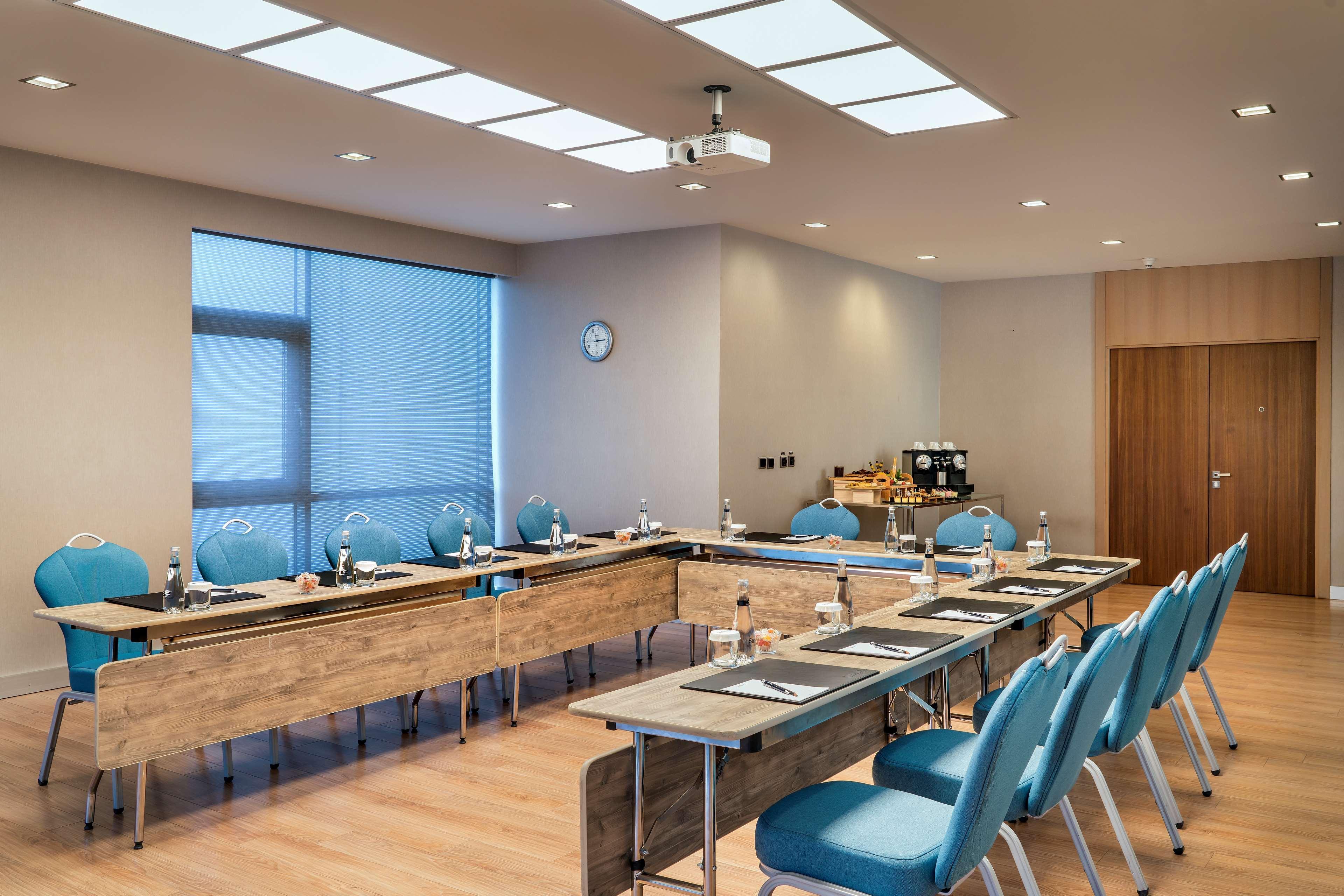 Radisson Blu Ankara Hotel Ngoại thất bức ảnh